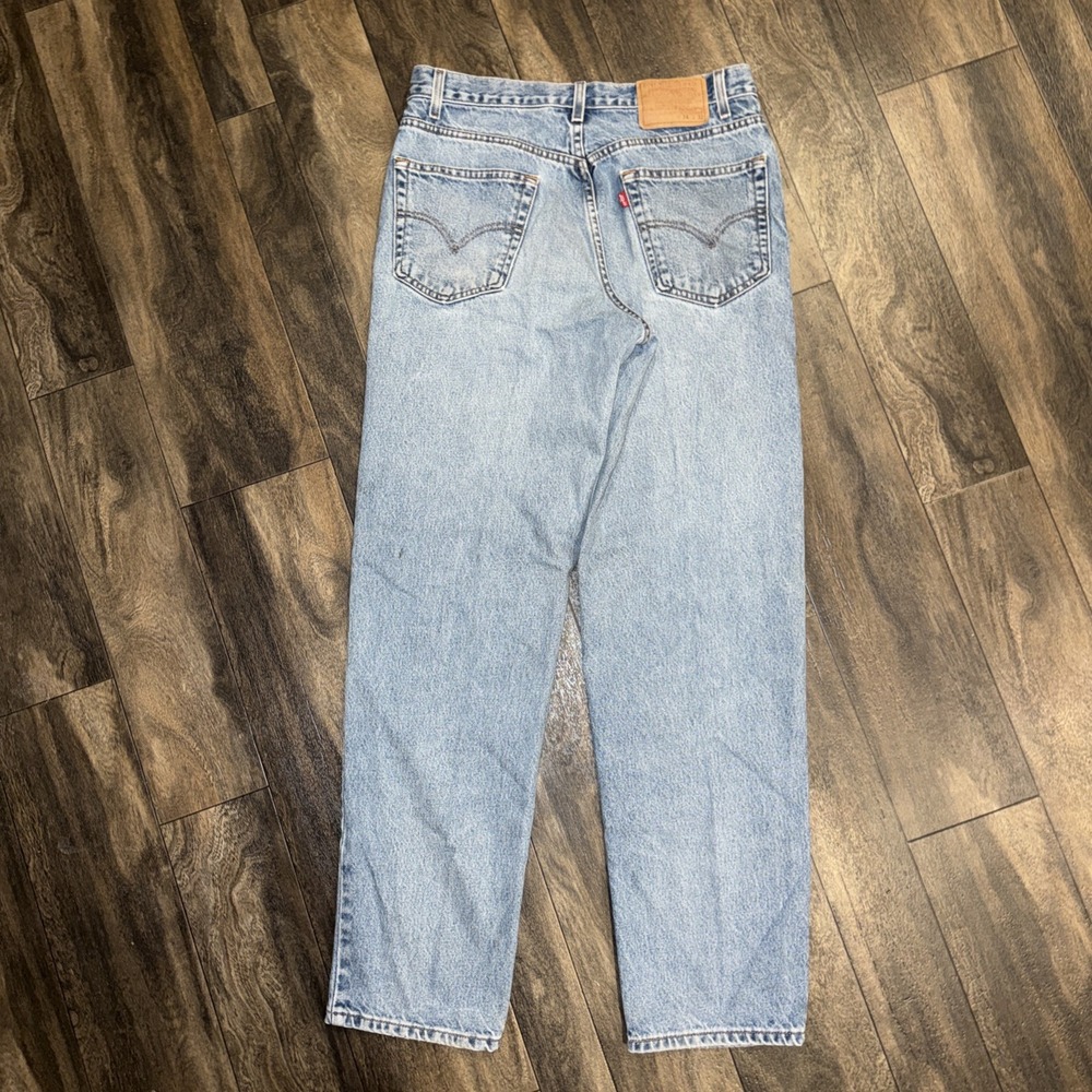 Vintage Levi's Red Tab Light Wash Denim Jeans Men's 34x32 Relaxed Straight Leg